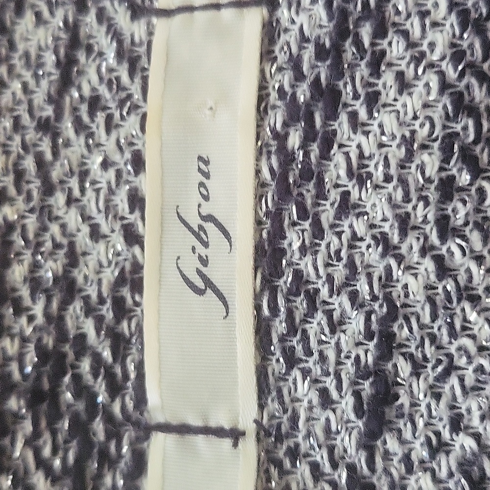 Blazer - Picture 2 of 3